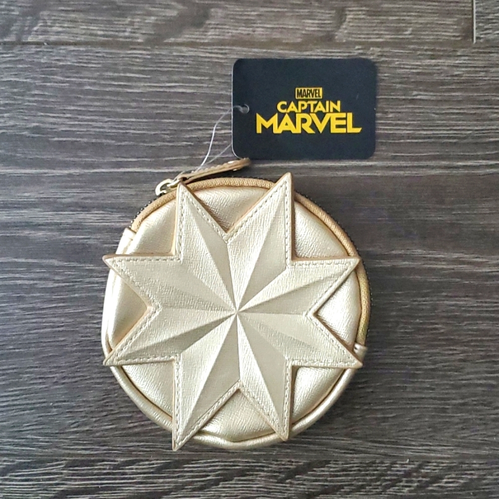 Captain Marvel’s Signature STAR Coin Purse Wallet - New with Tags